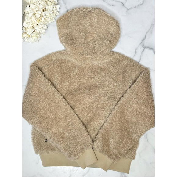 Lululemon Oh So Sherpa Half Zip in Trench - Picture 3 of 4